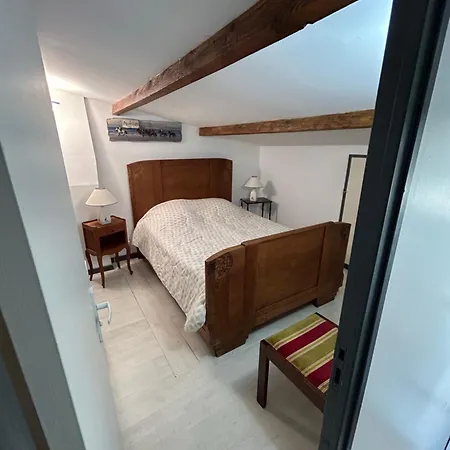 Maison Algus 屈克